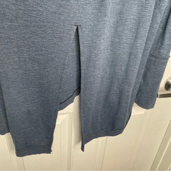 Free People We the Free Turtleneck Top Split Back in Blue Oversized S - Picture 6 of 12